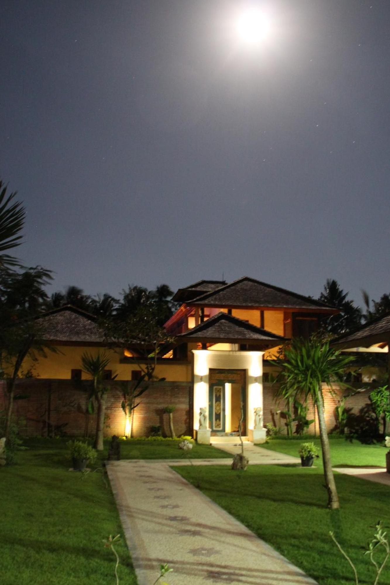 Candidasa Villa Rumah Isah מראה חיצוני תמונה